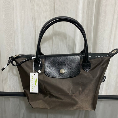 Longchamp Energy | Medium
