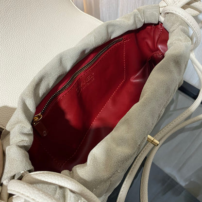 Chanel Maxi Flap | Premium