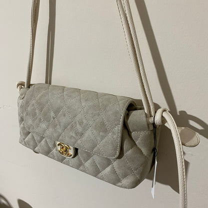 Chanel Maxi Flap | Premium