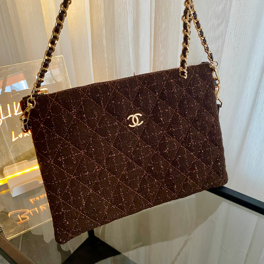 Chanel Clutch | Tuvit