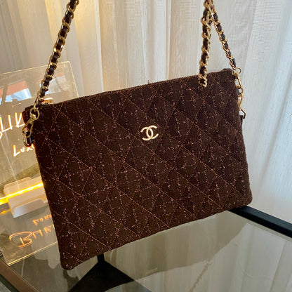 Chanel Clutch | Tuvit